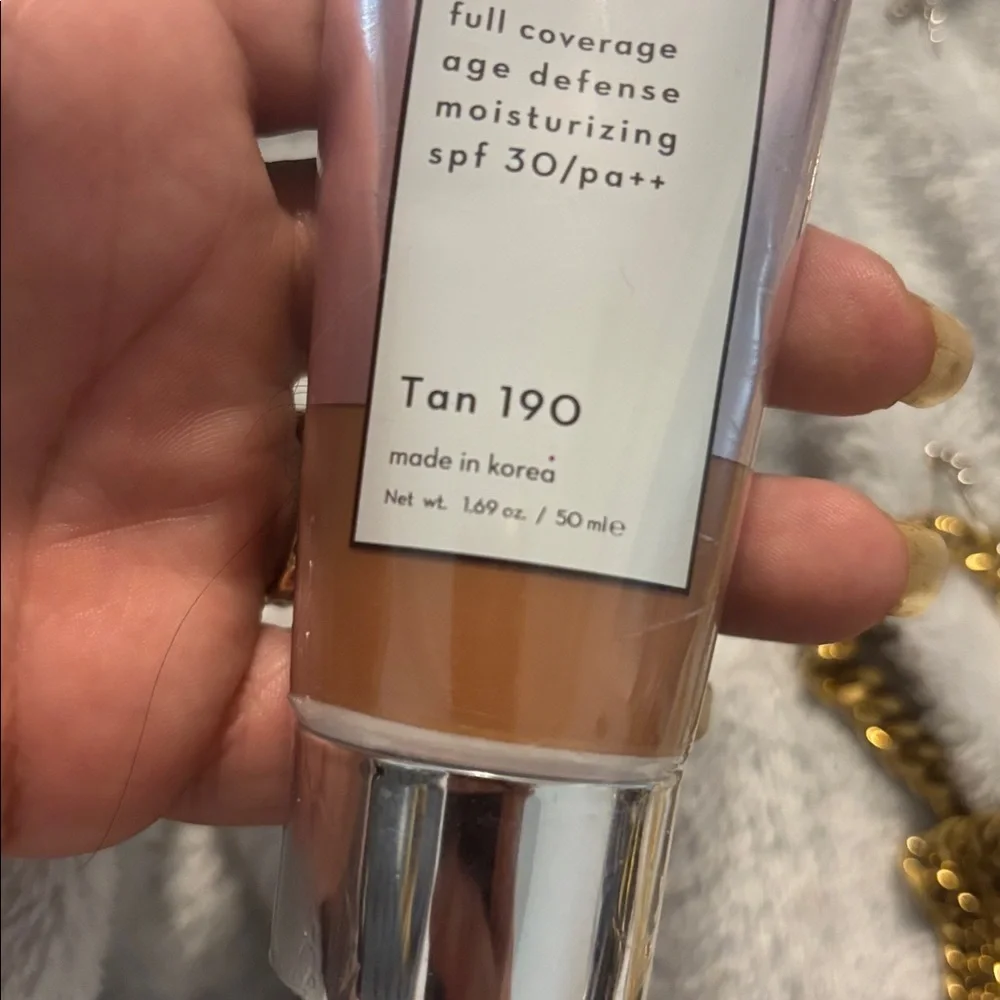 CC Crème Tan 190 new sealed